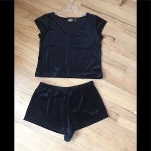 VINTAGE Harley Davidson velvet shorts & shirt pj’s